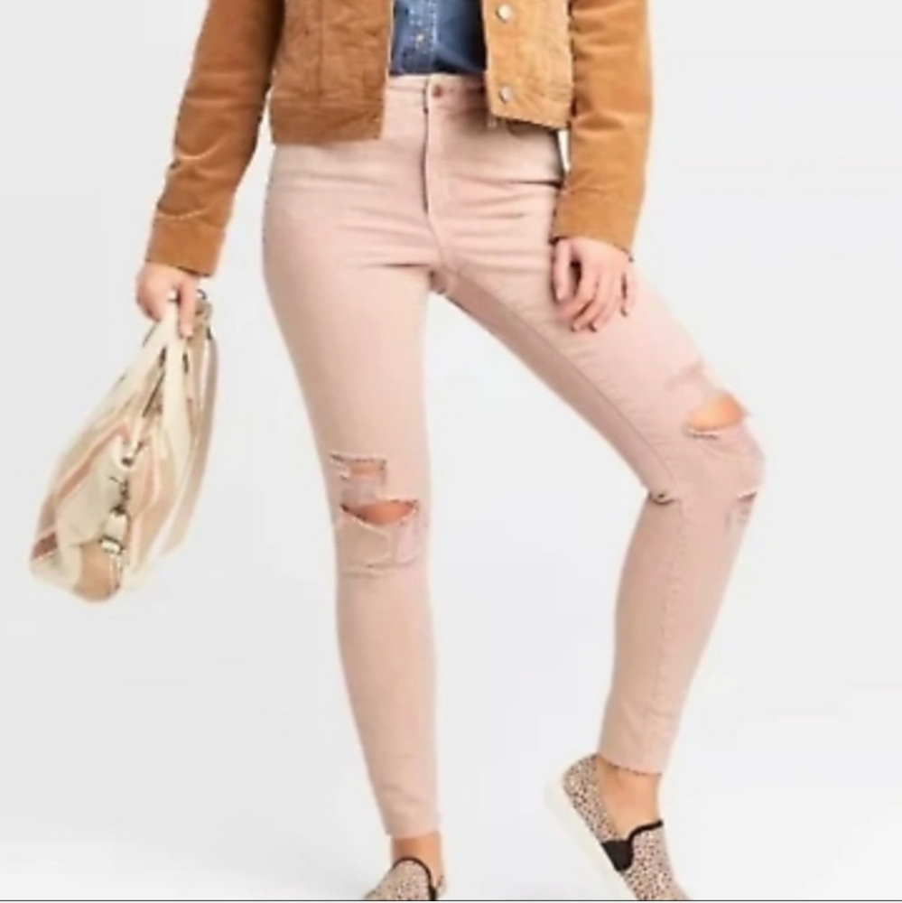 Universal Thread Size 16 High-Rise Distressed Skinny Jeans Pink Powder 2149-Bo